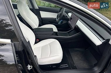 Седан Tesla Model 3 2020 в Харькове