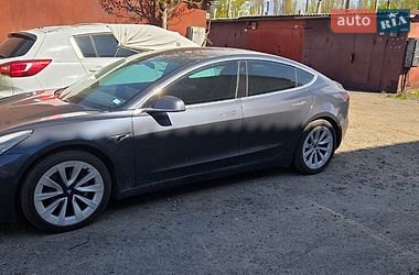 Седан Tesla Model 3 2018 в Киеве фото 23 Седан Tesla Model 3 2018 в Киеве