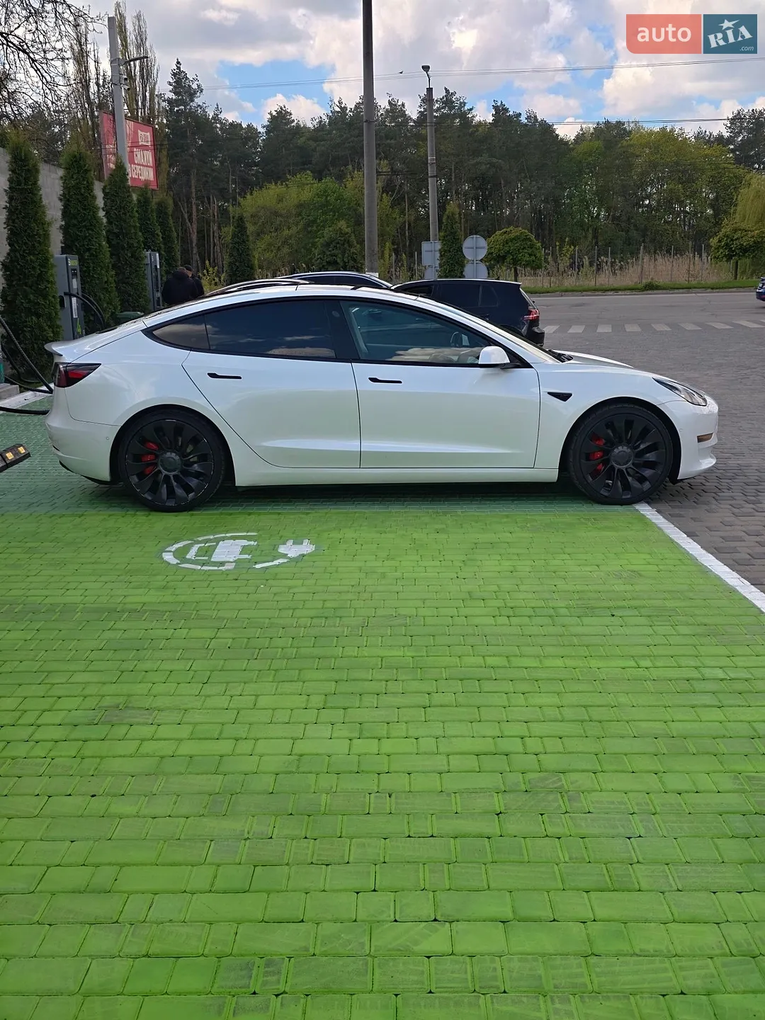 2022 Tesla Model 3 - мініатюра 8