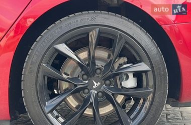 Седан Tesla Model 3 2018 в Одесі