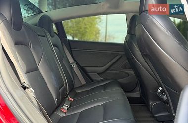 Седан Tesla Model 3 2018 в Одесі