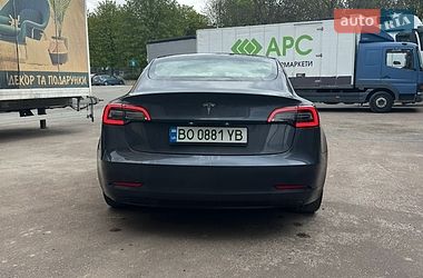 Седан Tesla Model 3 2023 в Тернополі