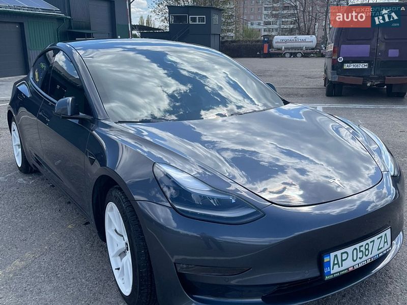 Седан Tesla Model 3 2021 в Запорожье