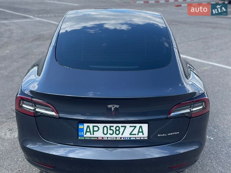 Седан Tesla Model 3 2021 в Запорожье
