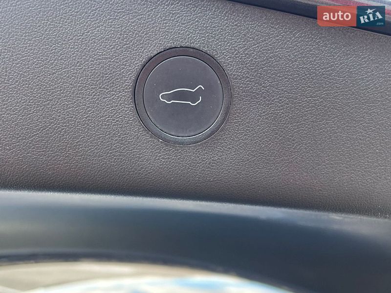 Седан Tesla Model 3 2021 в Запорожье