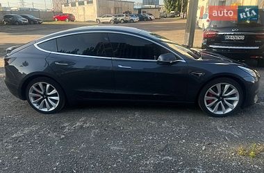 Седан Tesla Model 3 2018 в Вишневому