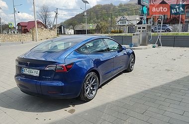 Седан Tesla Model 3 2022 в Ивано-Франковске