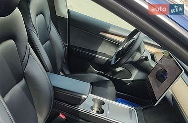 Седан Tesla Model 3 2022 в Ивано-Франковске