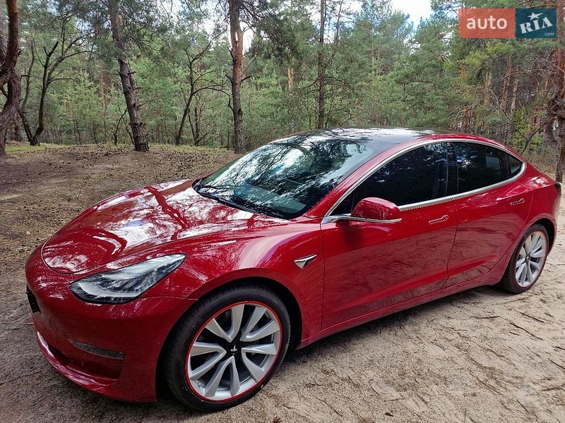Tesla Model 3 2018