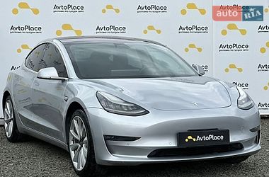 Седан Tesla Model 3 2018 в Луцке