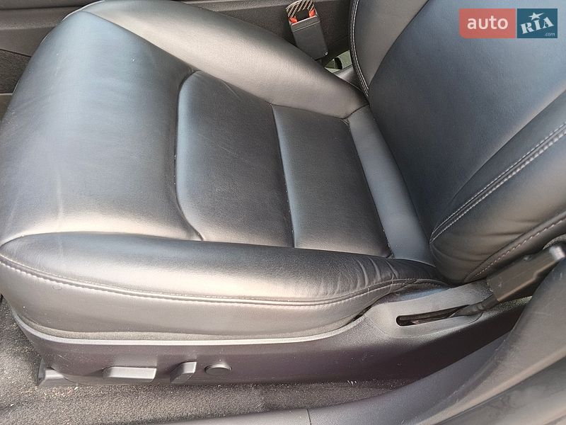 Седан Tesla Model 3 2020 в Киеве