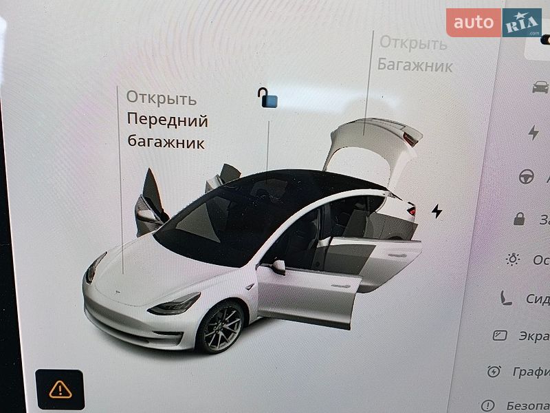 Седан Tesla Model 3 2020 в Киеве