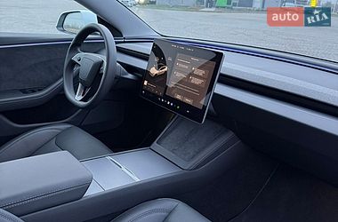 Седан Tesla Model 3 2024 в Днепре
