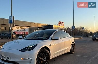 Седан Tesla Model 3 2023 в Києві
