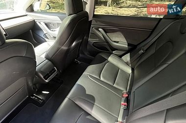 Седан Tesla Model 3 2019 в Киеве