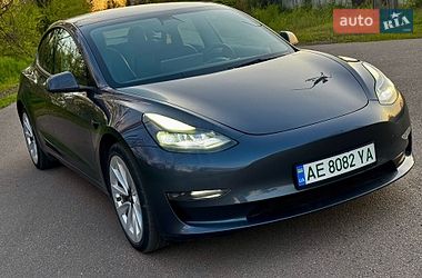 Седан Tesla Model 3 2022 в Кривом Роге