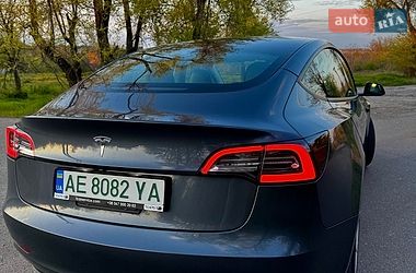 Седан Tesla Model 3 2022 в Кривом Роге
