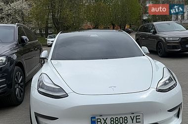 Седан Tesla Model 3 2019 в Хмельницькому
