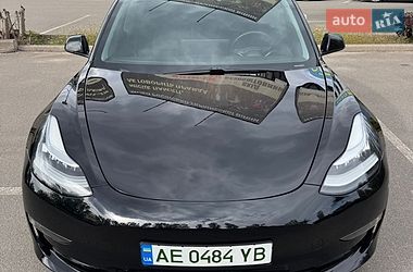 Седан Tesla Model 3 2018 в Кривому Розі
