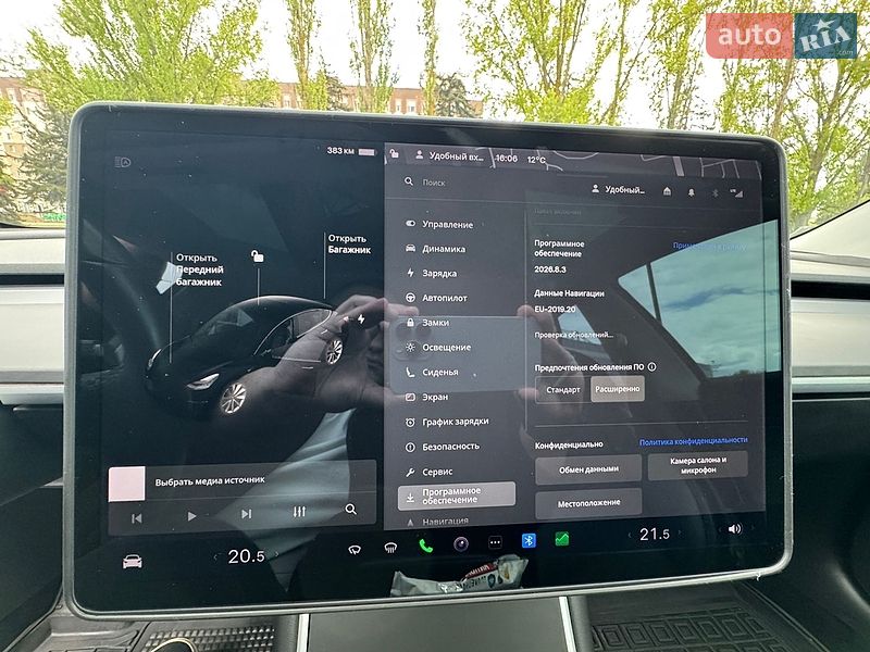 Седан Tesla Model 3 2018 в Кривому Розі