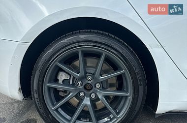 Седан Tesla Model 3 2021 в Києві