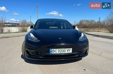 Седан Tesla Model 3 2018 в Самборе