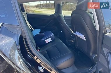 Седан Tesla Model 3 2018 в Самборе