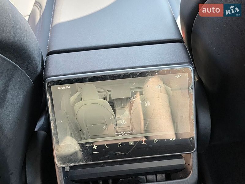Седан Tesla Model 3 2025 в Коломиї
