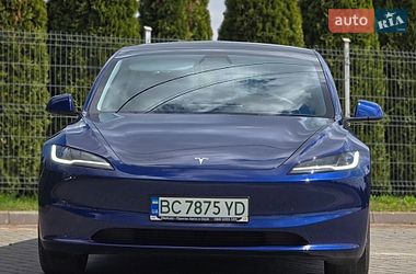 Седан Tesla Model 3 2024 в Николаеве