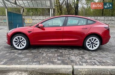 Седан Tesla Model 3 2020 в Дніпрі