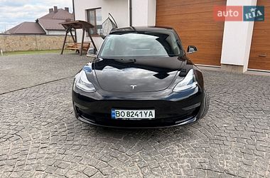 Седан Tesla Model 3 2019 в Тернополе