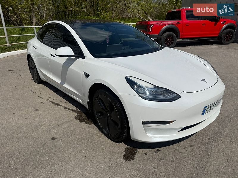 Седан Tesla Model 3 2019 в Харкові