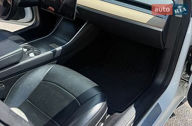 Седан Tesla Model 3 2019 в Харкові