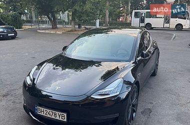 Седан Tesla Model 3 2020 в Одесі
