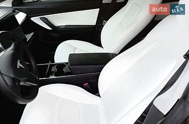 Седан Tesla Model 3 2020 в Одессе