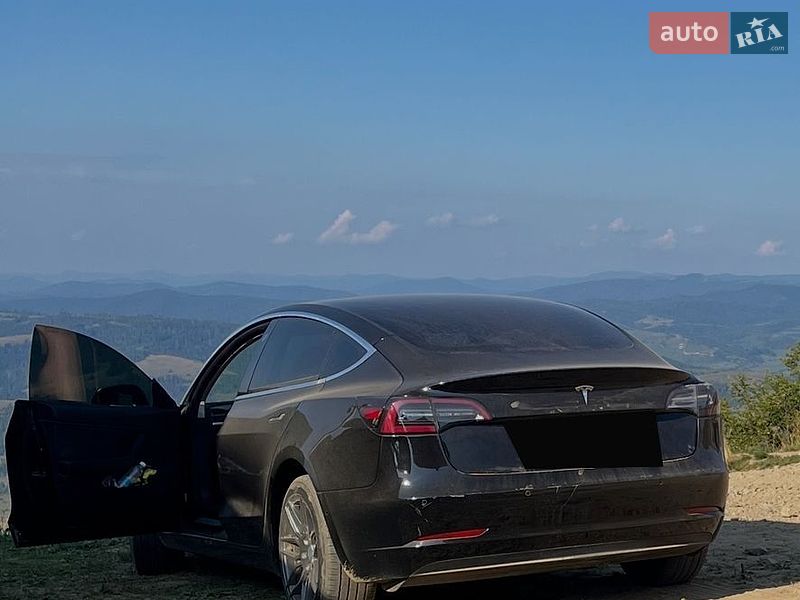 Tesla Model 3 2019 Tesla Model 3 2019