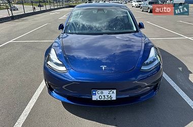 Седан Tesla Model 3 2020 в Чернигове