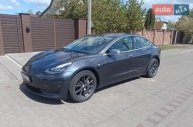 Седан Tesla Model 3 2018 в Луцке