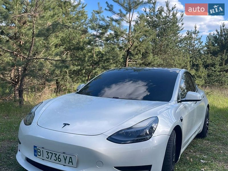 Седан Tesla Model 3 2021 в Полтаве