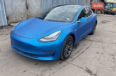 Седан Tesla Model 3 2018 в Киеве