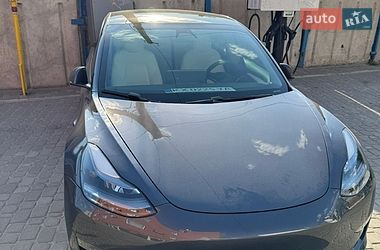 Седан Tesla Model 3 2021 в Харкові