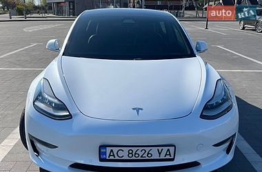 Седан Tesla Model 3 2019 в Луцьку