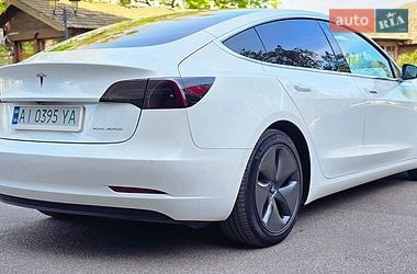 Седан Tesla Model 3 2020 в Черкассах