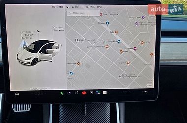 Седан Tesla Model 3 2020 в Черкассах
