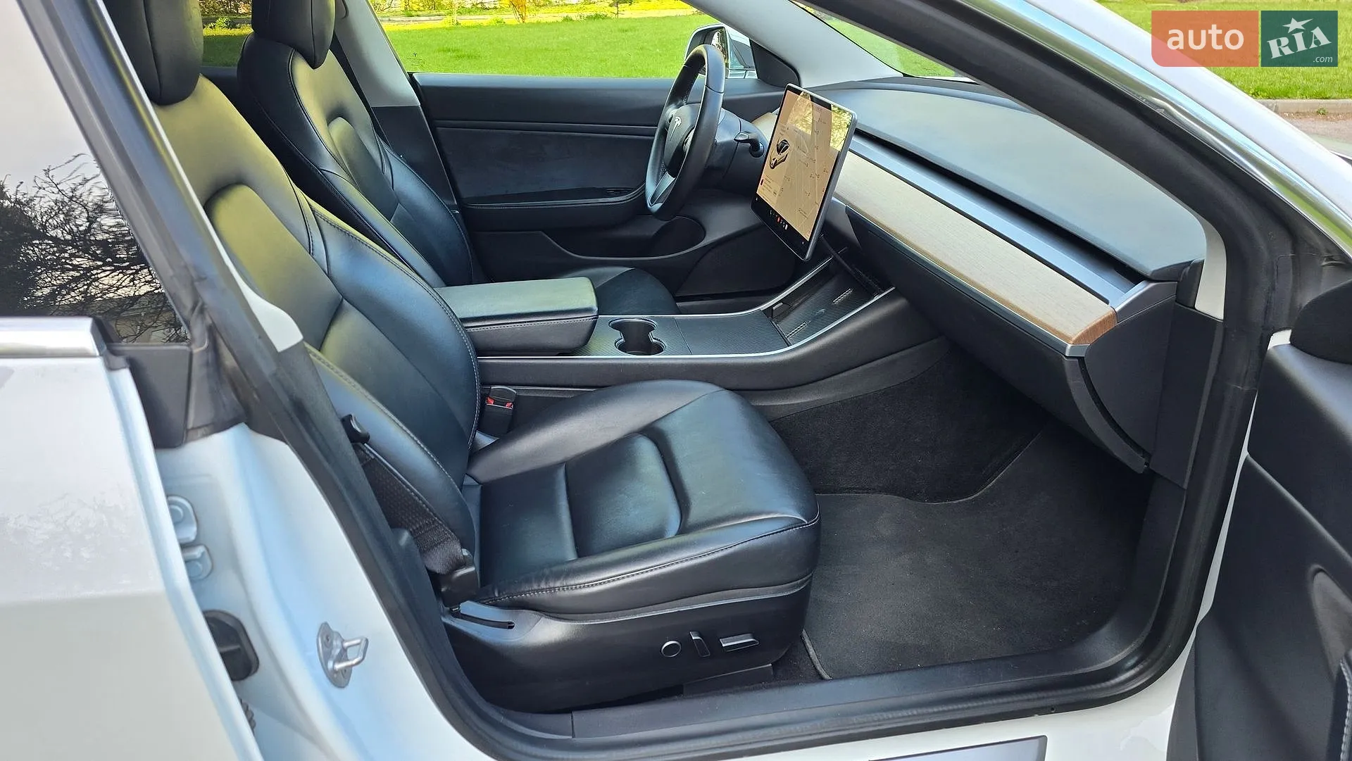 2020 Tesla Model 3 - мініатюра 24