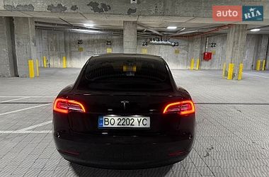 Седан Tesla Model 3 2018 в Тернополе