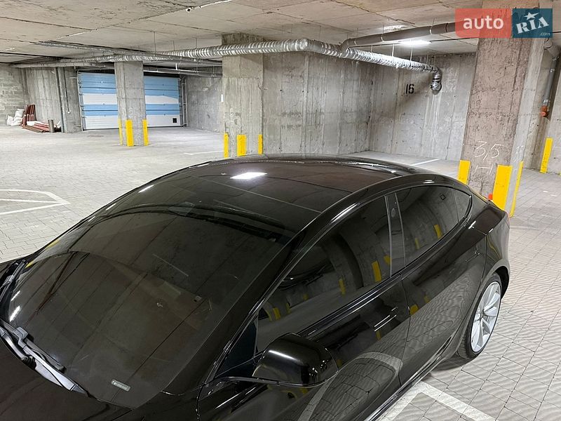 Седан Tesla Model 3 2018 в Тернополе
