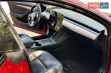 Седан Tesla Model 3 2021 в Золочеве