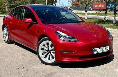 Седан Tesla Model 3 2021 в Золочеве