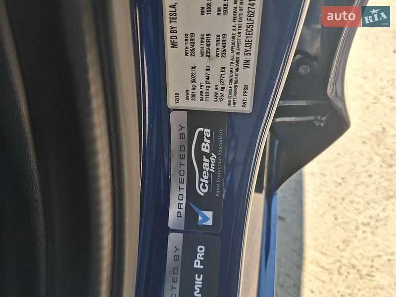 Седан Tesla Model 3 2019 в Киеве
